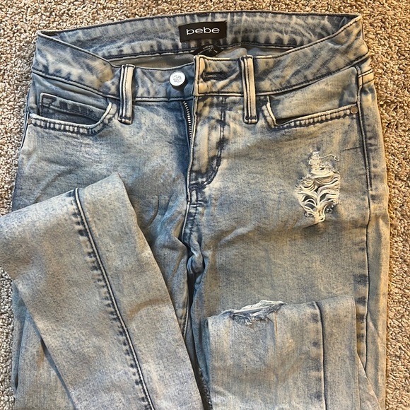 EUC BeBe Jeans 25 - Picture 1 of 4